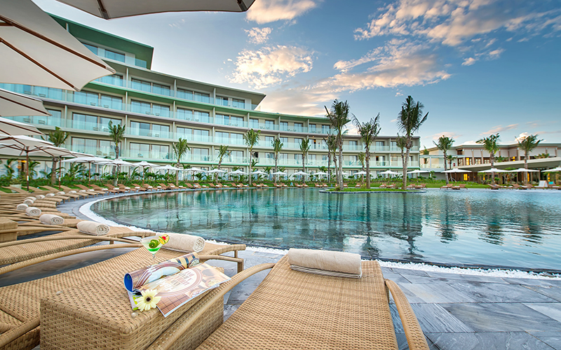 Tại sao FLC Vĩnh Thịnh Resort hấp dẫn du khách đến thế?