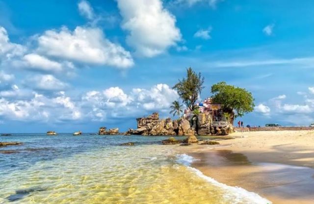 Dinh cậu Phú Quốc