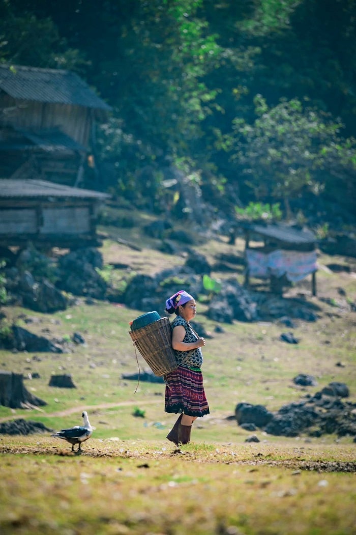 Giới thiệu về hang Táu Mộc Châu