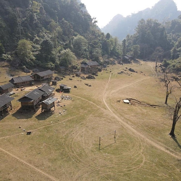 Không gian bình yên ở hang Táu Mộc Châu