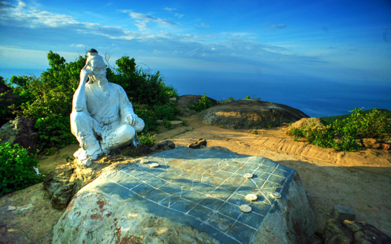 thăm bán đảo Sơn Trà