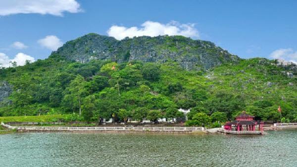 Giới thiệu về Bát Cảnh Sơn