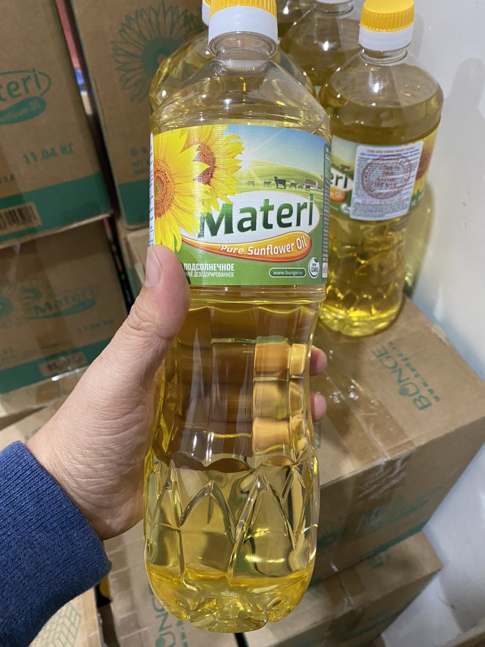 Dầu hướng dương Materi (Nga) - 80k/lit