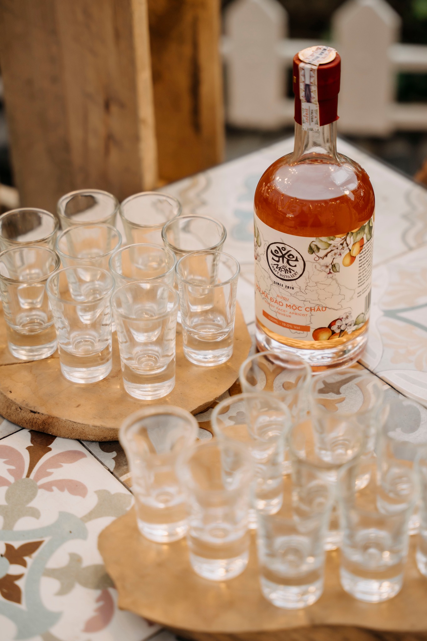 Khám phá tác dụng của rượu Mầm – vị mơ 