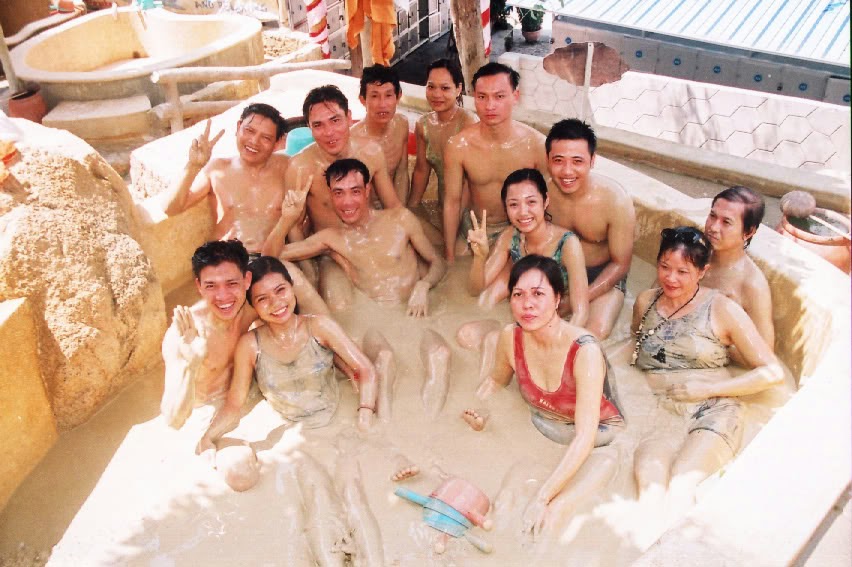 mỏ nước khoáng