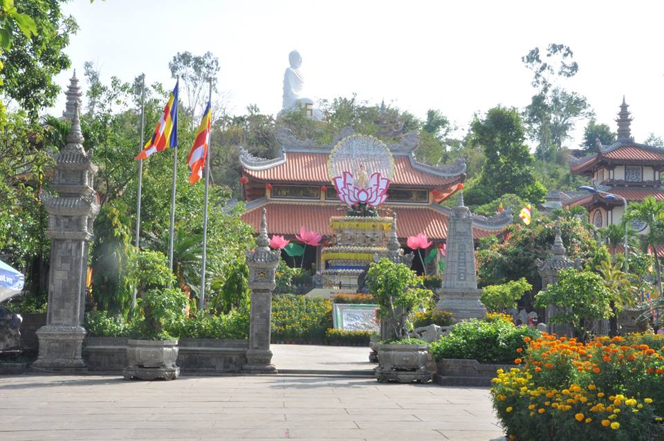 Chùa Long Sơn Nha Trang