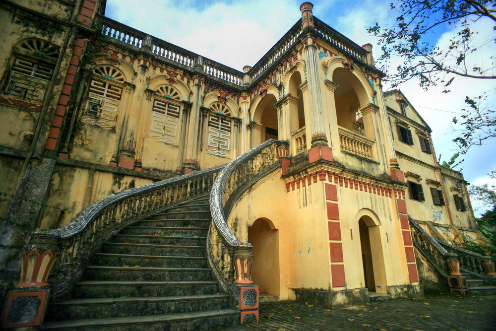 Kiến trúc độc đáo của dinh thự