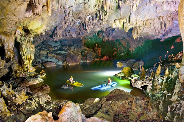 Tour Quảng Bình 4.500m Động Phong Nha – Xuyên Sơn Hồ